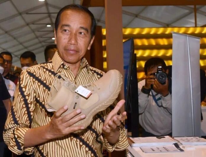Presiden Jokowi minta usaha thrifting impor di stop.