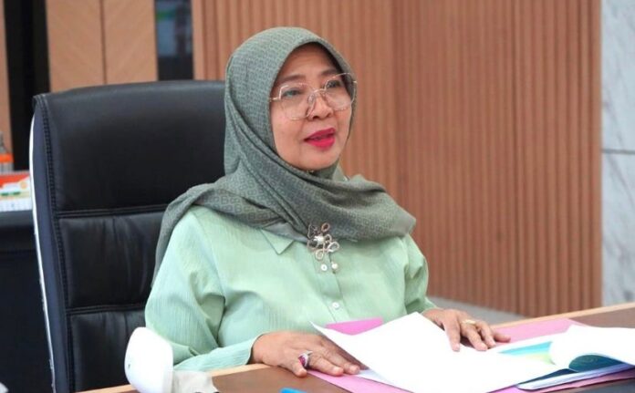 Ketua DPRD NTB, Hj Baiq Isvie Rupaeda