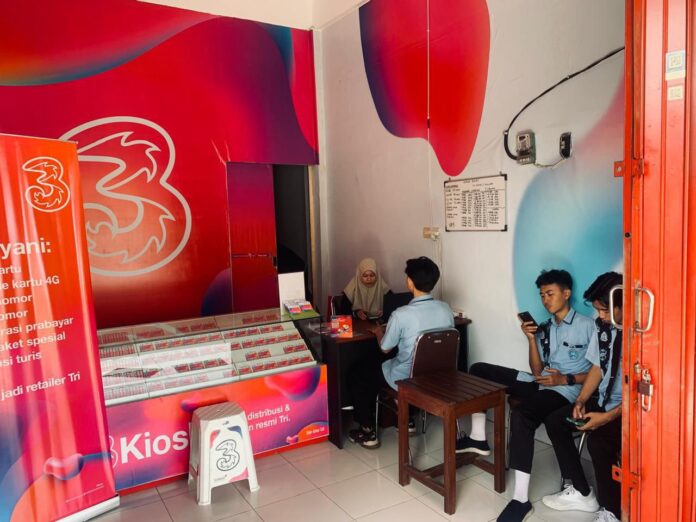 Salah satu gerai 3 Kiosk di Nusa Tenggara