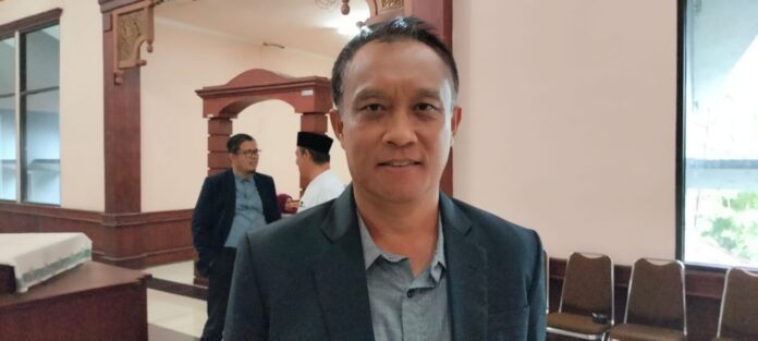 Anggota DPRD NTB Made Slamet