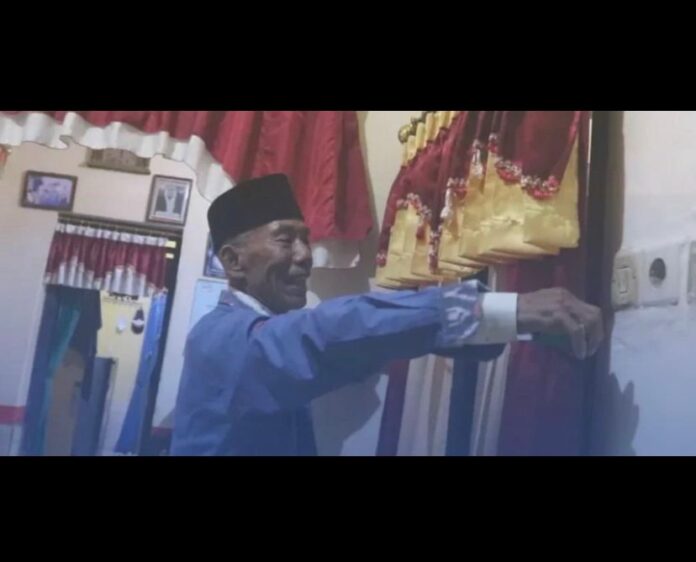 Mahruf tukang koreden keliling naik haji