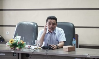 EAD0B6A4-C93A-432C-A74F-772AE9247E4B